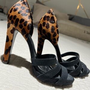 Tory Burch Penelope leopard print sandal heel size 37